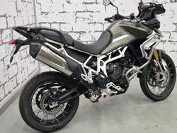 2022 Triumph Tiger 900 Rally Tiger Green