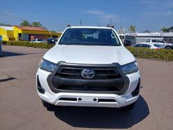 2022 Toyota Hilux SR