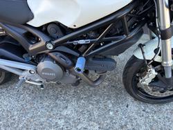 2013 Ducati MONSTER 696 WHITE