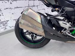 2022 Kawasaki Ninja H2 (ZX1002J) Ninja H2 Grey