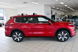2025 Mitsubishi Outlander Aspire