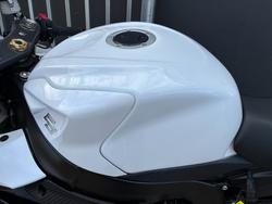 2018 Suzuki GSX-R750 WHITE