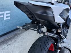 2023 Yamaha YZF-R7LA White