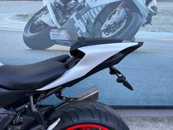 2023 Yamaha YZF-R7LA White