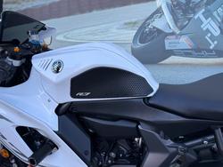 2023 Yamaha YZF-R7LA White