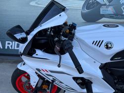2023 Yamaha YZF-R7LA White