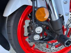 2023 Yamaha YZF-R7LA White