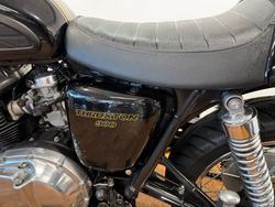 2010 Triumph THRUXTON 900 Black