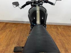 2010 Triumph THRUXTON 900 Black