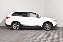 2016 Mitsubishi Outlander XLS