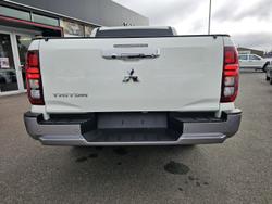 2024 Mitsubishi Triton GLS