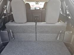 2025 Mitsubishi Outlander ES
