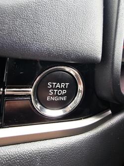 2025 Mitsubishi Outlander ES