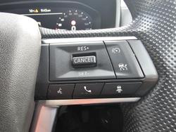 2025 Mitsubishi Outlander ES