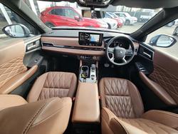 2025 Mitsubishi Outlander Exceed Tourer
