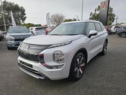 2025 Mitsubishi Outlander Exceed