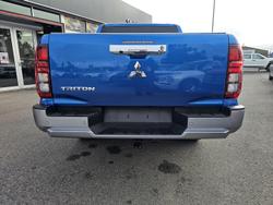 2025 Mitsubishi Triton GLS