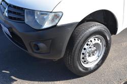 2010 Mitsubishi Triton GL