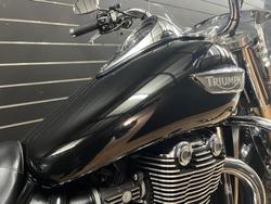 2016 TRIUMPH THUNDERBIRD LT Black