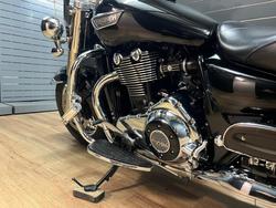 2016 TRIUMPH THUNDERBIRD LT Black