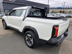 2026 KGM Musso EV AWD
