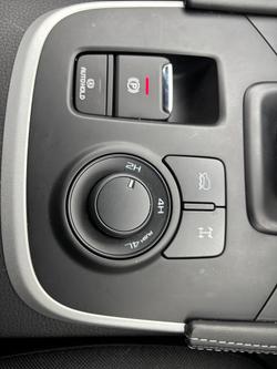2026 Isuzu MU-X LS-M MY25.5 4X4 Dual Range Mercury Silver