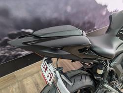 2024 Yamaha YZF-R7LA Black