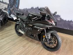 2024 Yamaha YZF-R7LA Black
