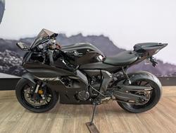 2024 Yamaha YZF-R7LA Black