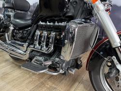 2006 Triumph ROCKET III CLASSIC MAROON
