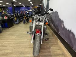 2006 Triumph ROCKET III CLASSIC MAROON