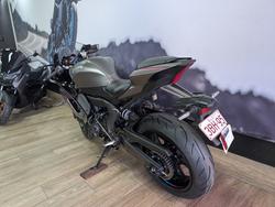 2024 Yamaha YZF-R7LA GREY