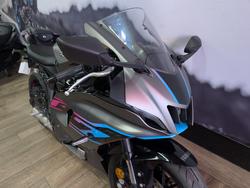 2024 Yamaha YZF-R7LA GREY
