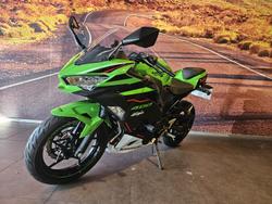 2021 Kawasaki Ninja 400 (EX400G) Ninja Green