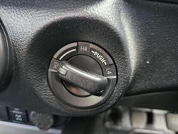 2024 Toyota Hilux SR