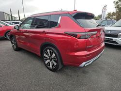 2025 Mitsubishi Outlander Exceed