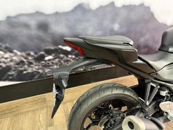2025 Yamaha YZF-R3 Black