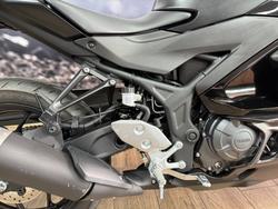 2025 Yamaha YZF-R3 Black