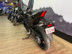 2025 Yamaha YZF-R3 Black