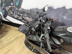 2025 Yamaha YZF-R3 Black