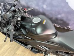 2025 Yamaha YZF-R3 Black