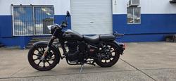 Royal Enfield Classic 350 Dark