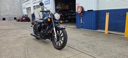 2022 Royal Enfield CLASSIC 350 DARK Black