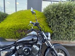 2018 Yamaha XVS650 V-STAR CUSTOM Black