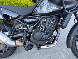 2025 Royal Enfield HIMALAYAN 450 BLACK