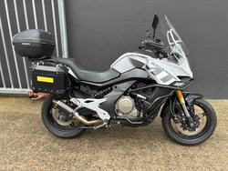 CFMOTO 650MT ABS