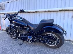 2018 Harley-Davidson Sport Glide 107 (FLSB) Softail Black
