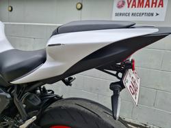 2023 Yamaha YZF-R7LA White