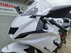 2023 Yamaha YZF-R7LA White