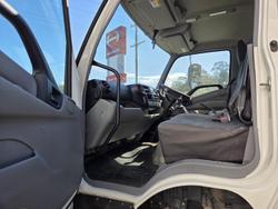 2023 Hino 300 Series 817
